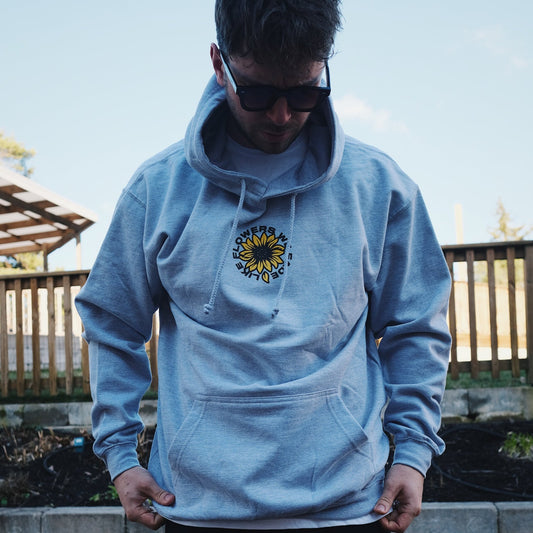 Hoodie 'Comme Des Fleurs Nous Fanons'